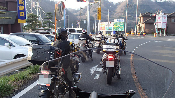 国道20号線相模湖付近